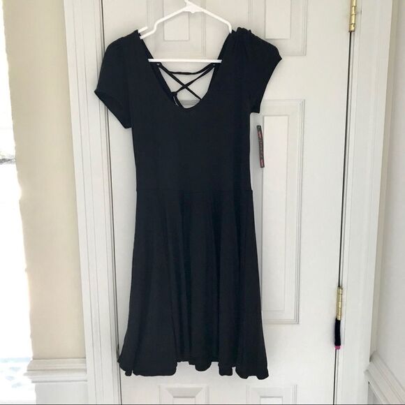 New POOF Open Lace Up Back Sexy Black Dress M - Picture 1 of 6